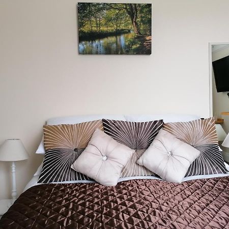 Karmary Guest House 세인트오스틀 외부 사진
