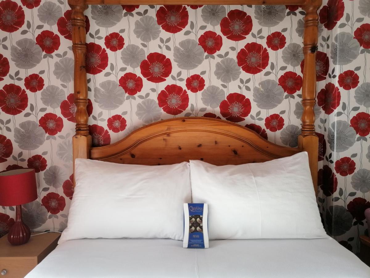 Karmary Guest House 세인트오스틀 외부 사진