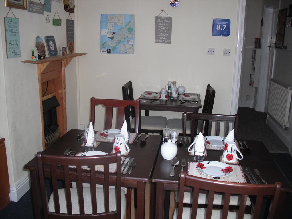 Karmary Guest House 세인트오스틀 외부 사진