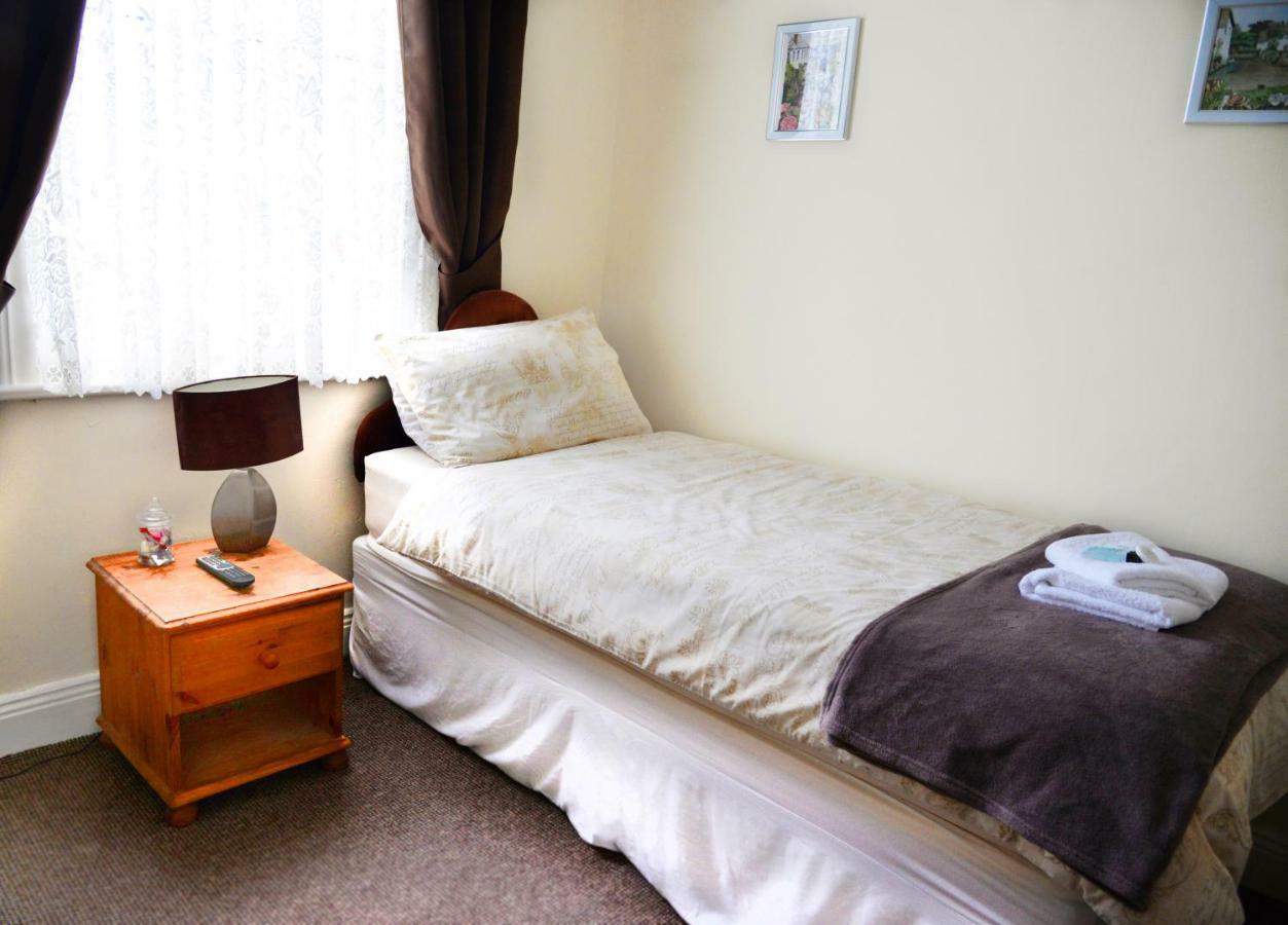 Karmary Guest House 세인트오스틀 외부 사진