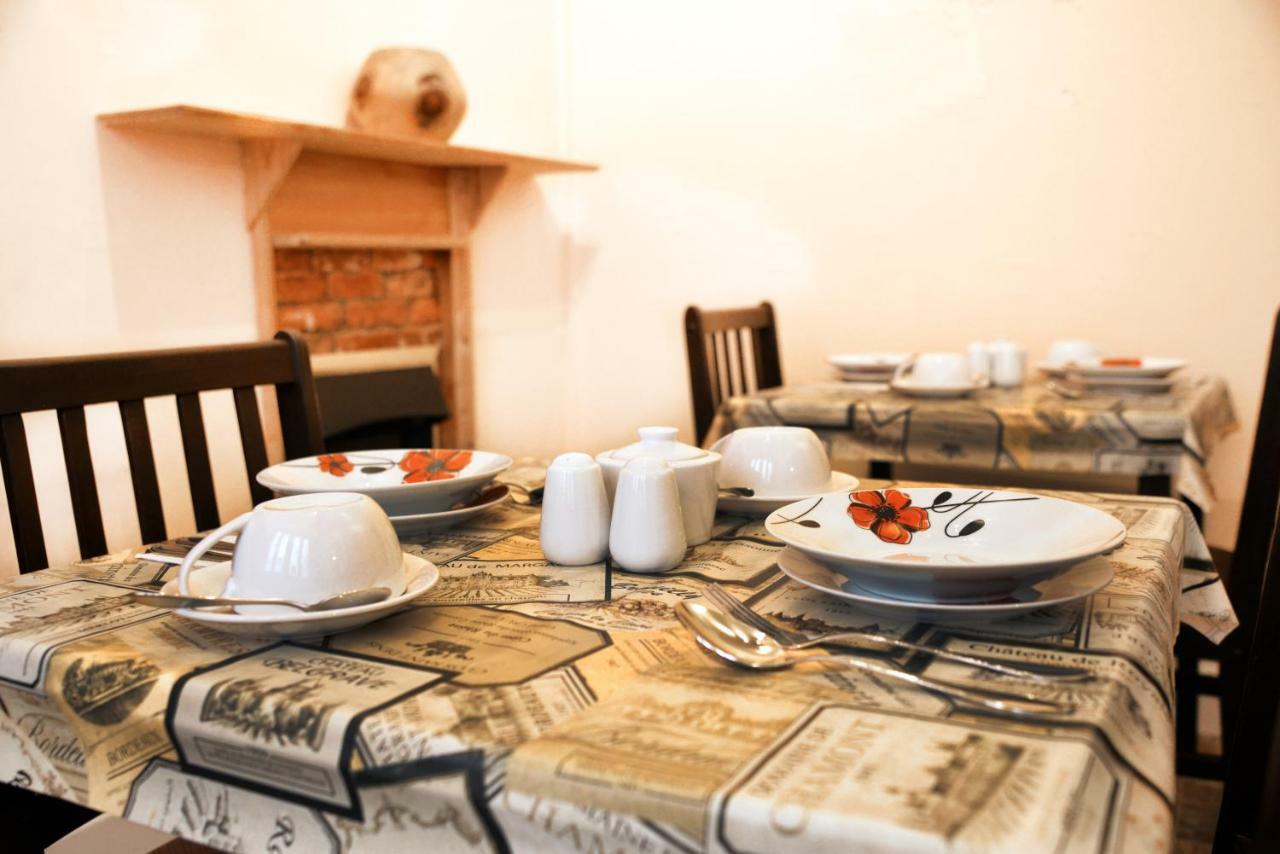 Karmary Guest House 세인트오스틀 외부 사진